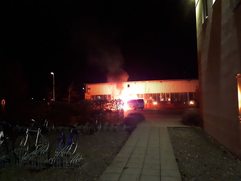 Igreja evangélica é incendiada por feministas radicais na Alemanha