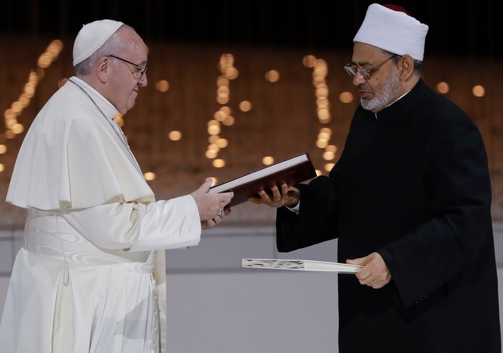 Em encontro com Papa, líderes dizem que religiões podem contribuir para acordos de paz