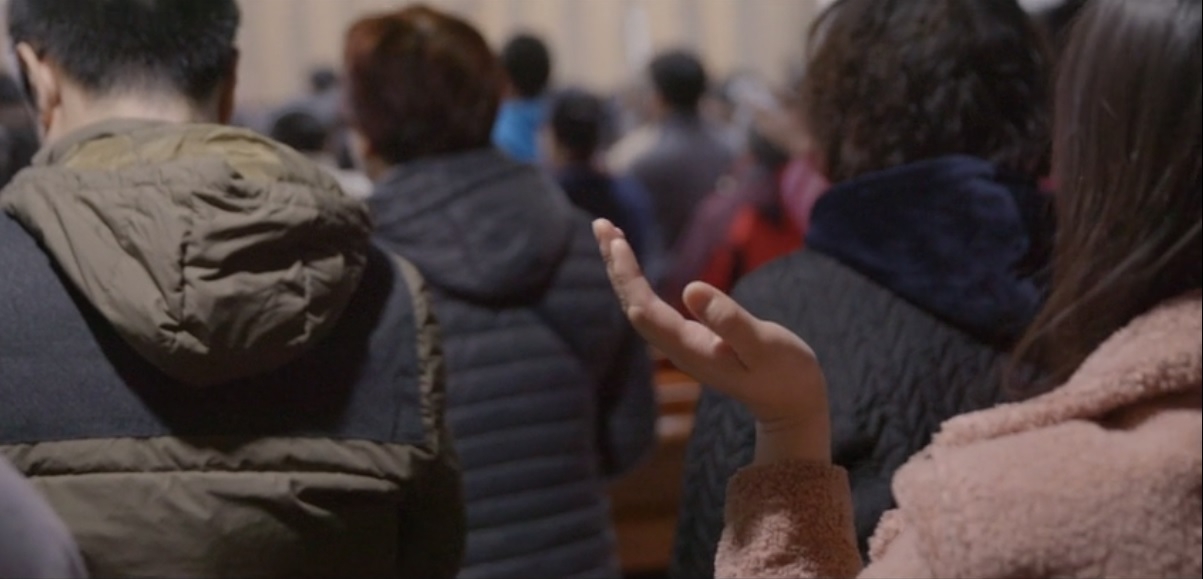 "Policiais fecharam nossa igreja, mas hoje temos um avivamento", conta pastor chinês