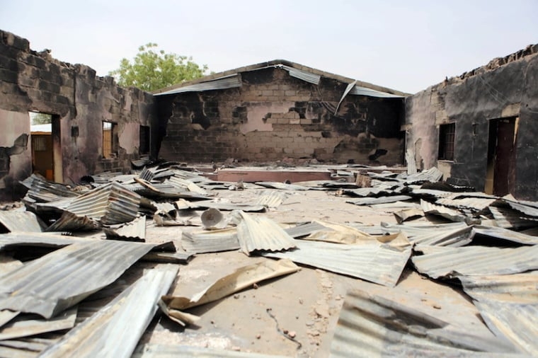 Terroristas do Boko Haram incendeiam 5 igrejas durante ataque na Nigéria