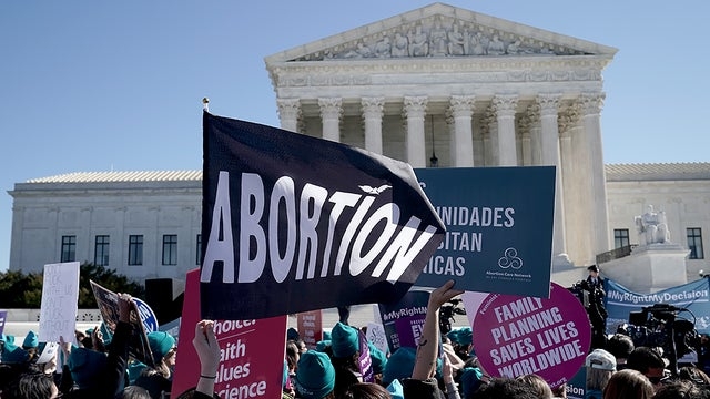 Clínicas de aborto processam governo por não poderem atuar devido à pandemia, nos EUA