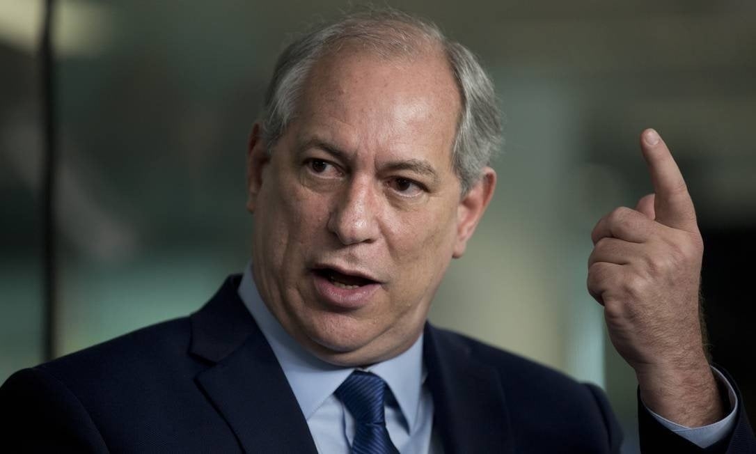 Ciro Gomes defende prisão de pastores e padres que se manifestem contra isolamento no Ceará