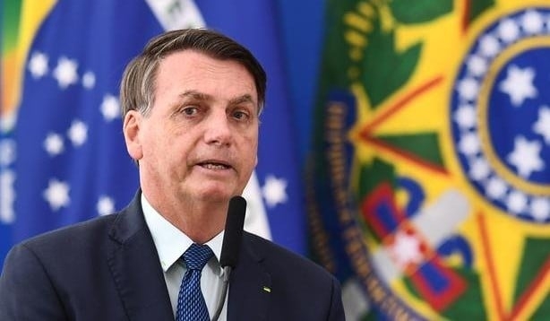 Bolsonaro se pronuncia sobre saída de Moro e diz que diretor da PF pediu exoneração