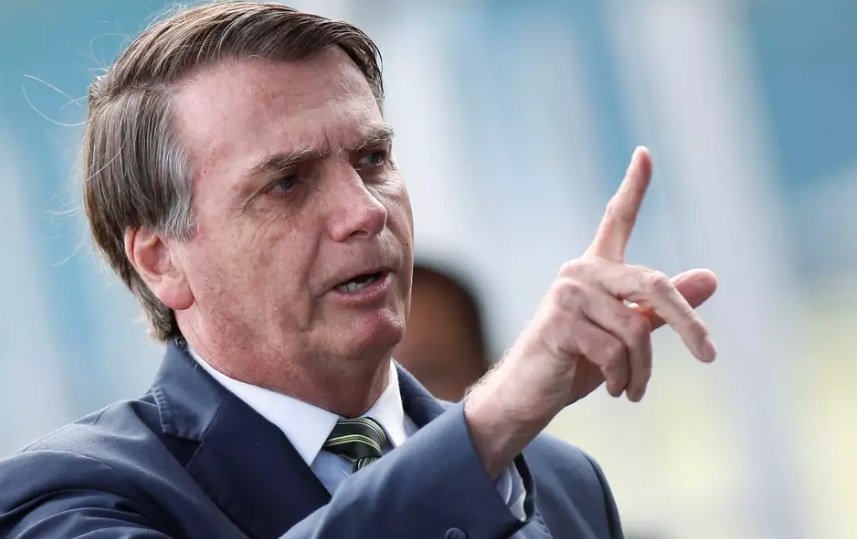 Enquanto eu for presidente não haverá aborto, diz Bolsonaro em resposta a ação no STF