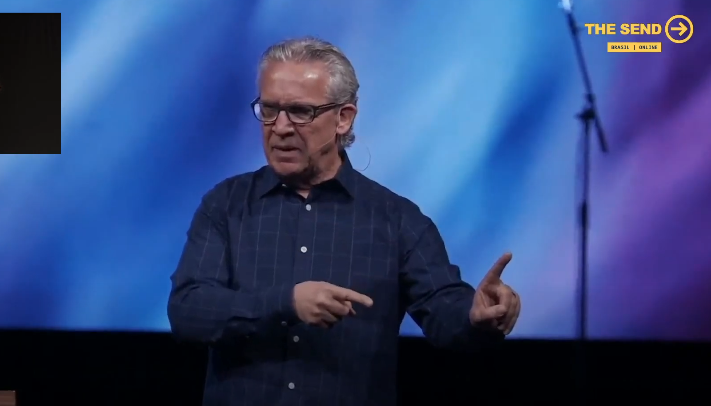 “Estamos sendo preparados para um avivamento grandioso”, diz Bill Johnson no The Send