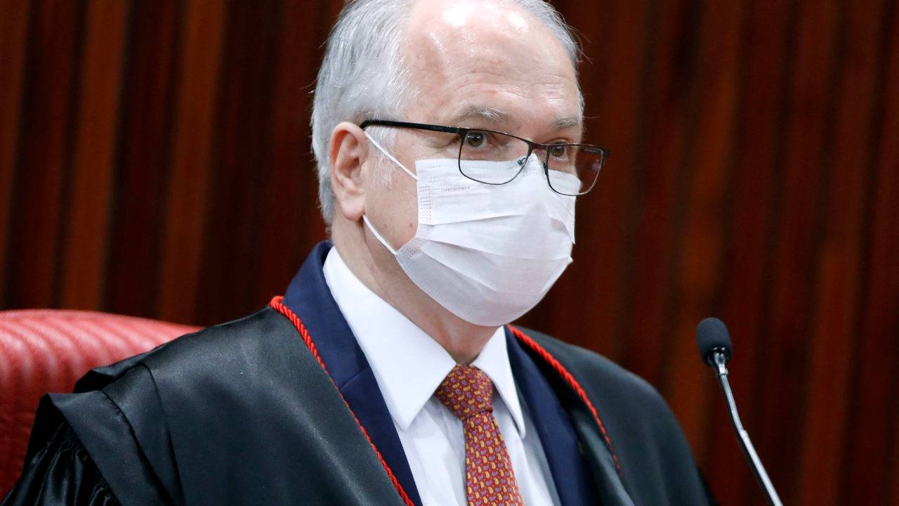 “Abuso de poder religioso” pode causar cassação de políticos ligados a igrejas