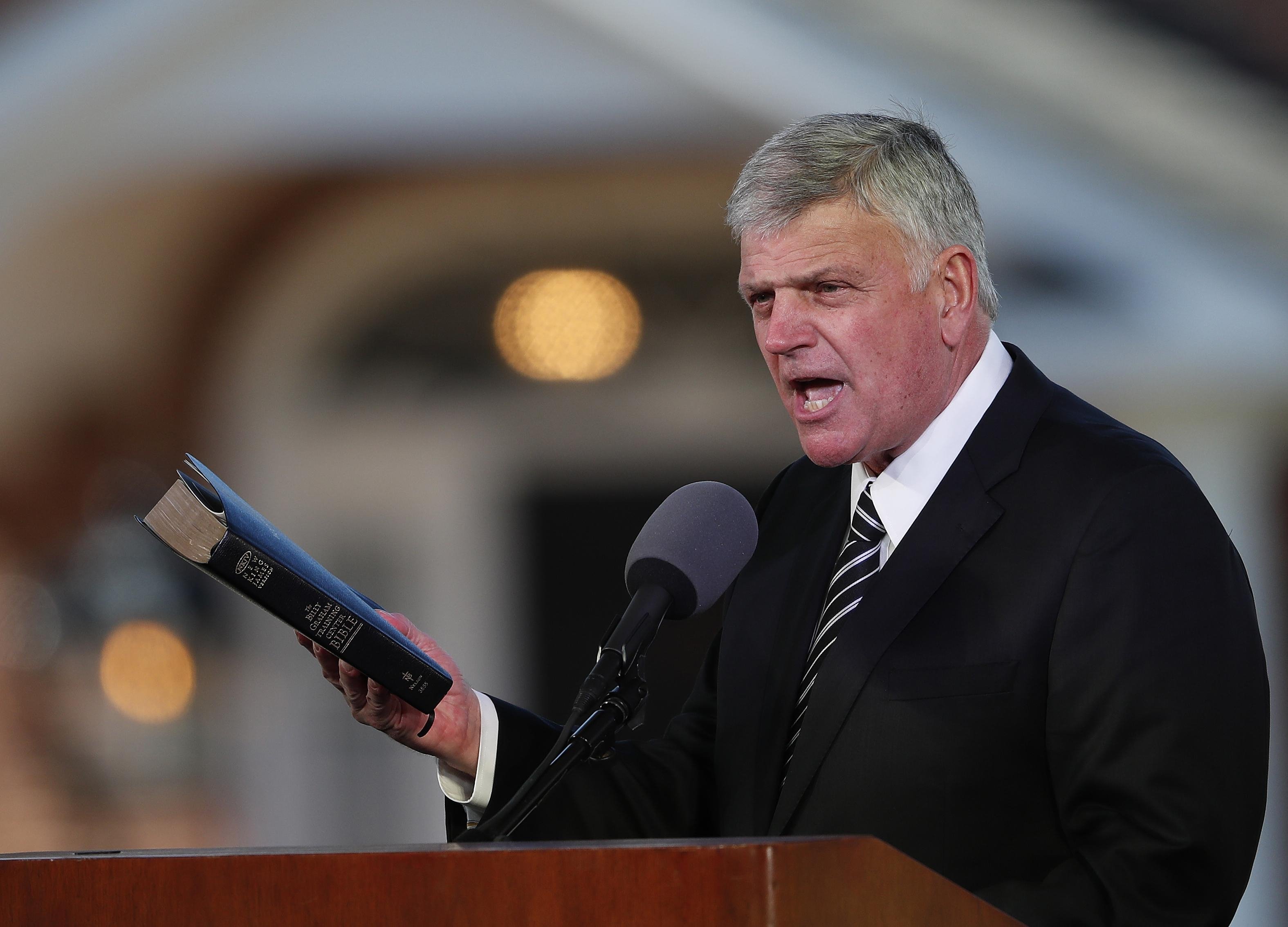 Franklin Graham anuncia marcha de oração e diz que protestos nos EUA são “tática comunista”