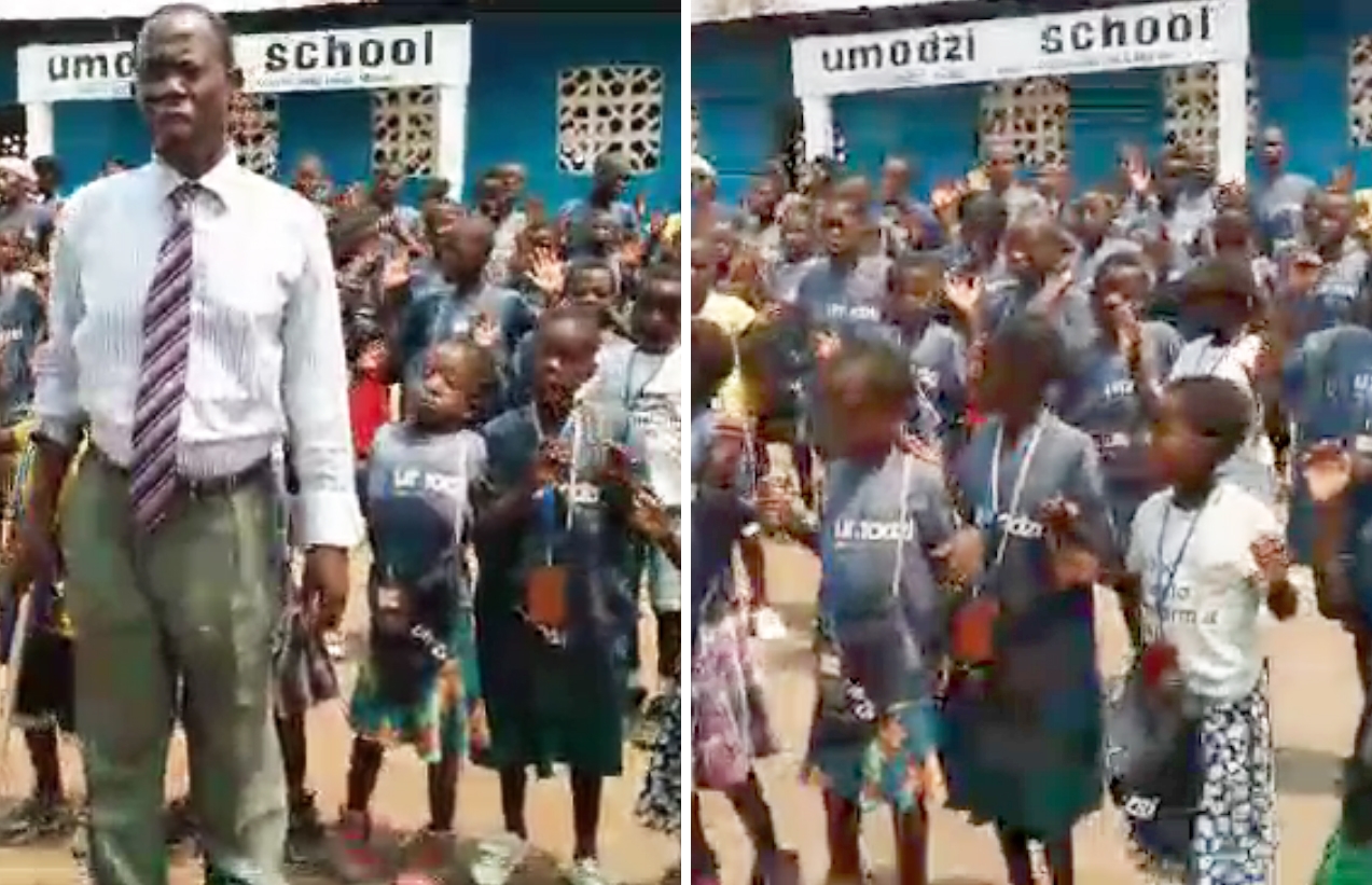 Crianças louvam a Deus durante inauguração de escola em aldeia no Malawi