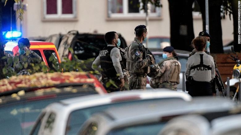 Padre é baleado em igreja na França e missionários se preocupam com onda de ataques