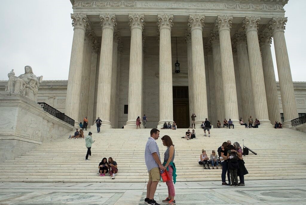 Juiz da Suprema Corte alerta que a liberdade religiosa está sob ataque nos EUA