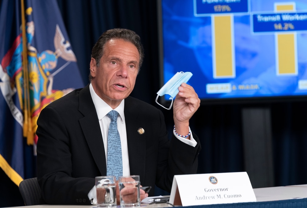 Suprema Corte proíbe governador de Nova York de fechar igrejas e sinagogas na pandemia