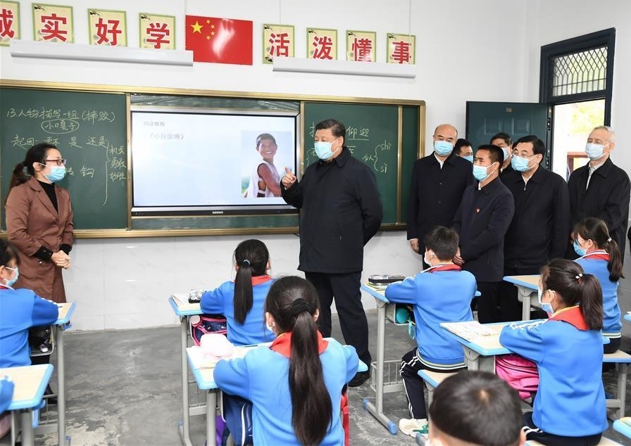 China obriga professores a negar sua fé e promover o ateísmo em sala de aula