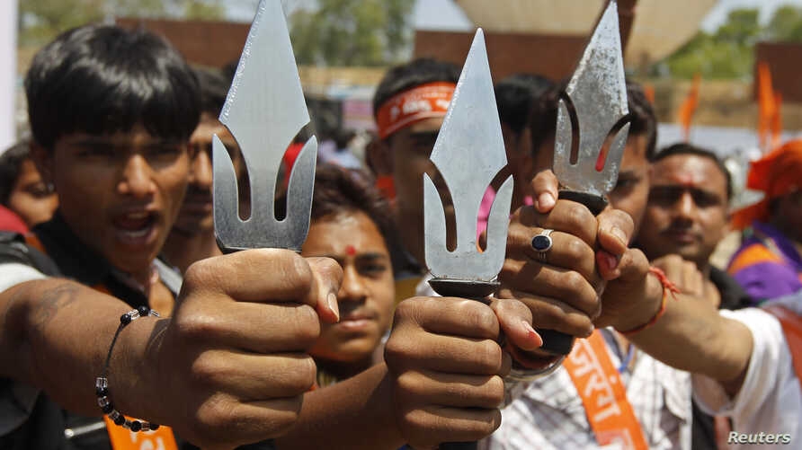 Extremistas ameaçam sacrificar pastor a deus hindu por evangelizar na Índia