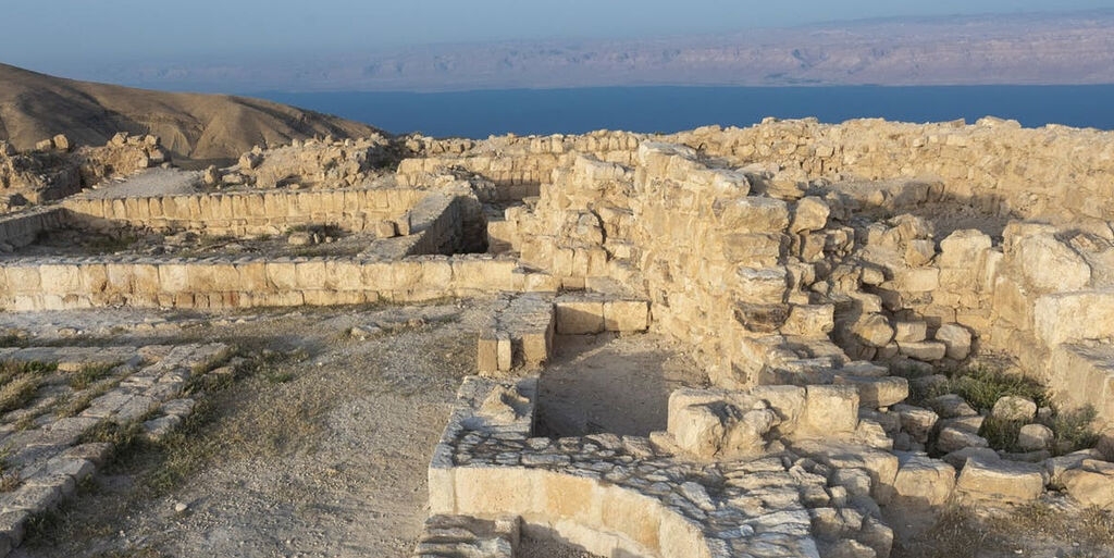 Arqueólogos encontram sala do trono de Herodes, onde Salomé pediu a cabeça de João Batista