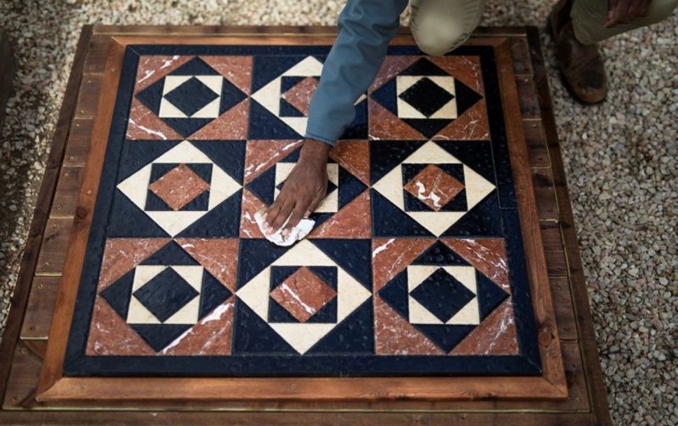 Arqueólogos recriam piso do templo onde Jesus andou