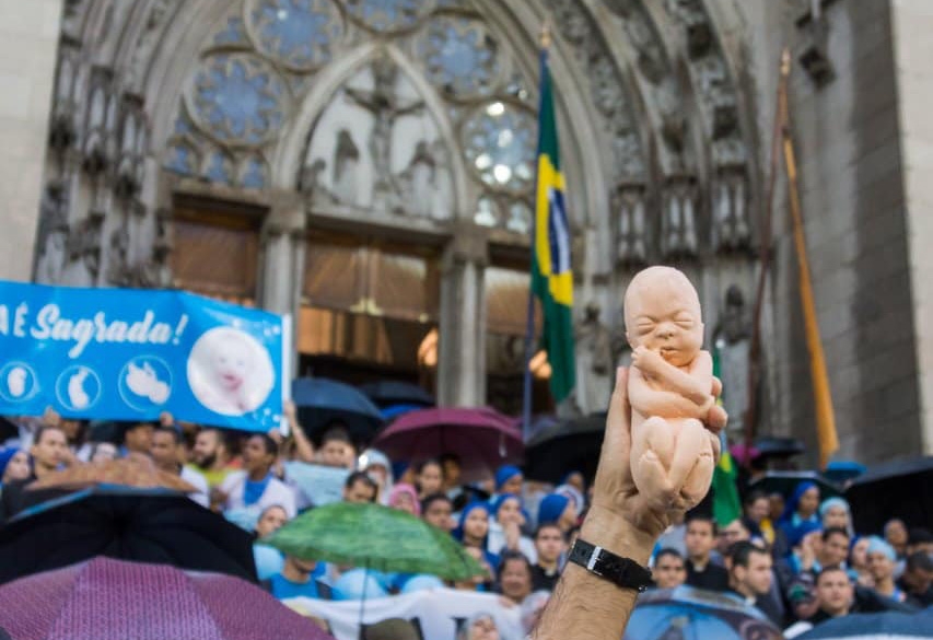 Quase 80% dos brasileiros são contra a legalização do aborto, segundo pesquisa
