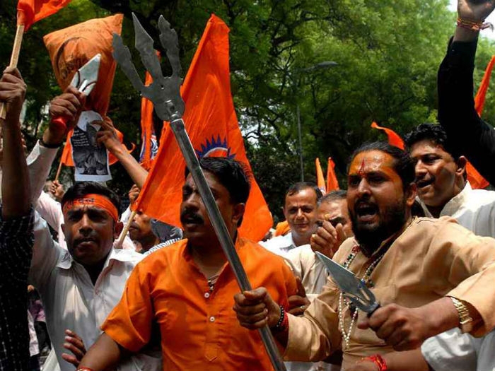 Radicais hindus interrompem culto e agridem cristãos: 