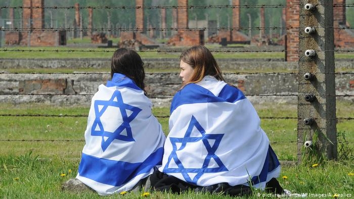 Israel propõe estratégia contra antissemitismo às empresas de redes sociais