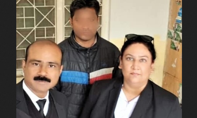 Dois cristãos são presos por blasfêmia ao estudar a Bíblia em público, no Paquistão