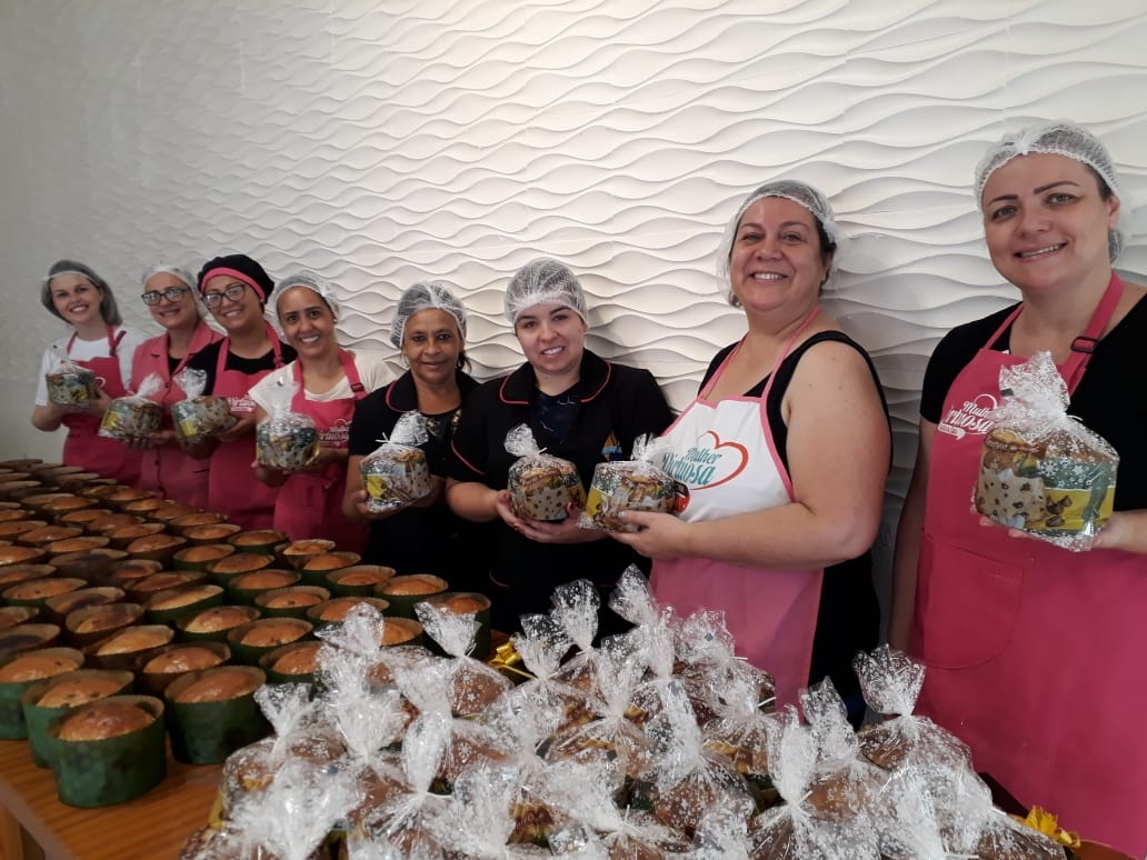 Paineiras Corcovado - MAIS PÃO E MENOS PANDEMIA Você pode fazer parte  ajudando a divulgar a campanha e doando! 💚 Confira mais detalhes. ⬇  Sensibilizada com a insegurança alimentar das comunidades em