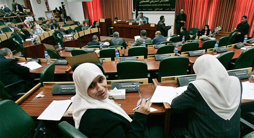 Em ação inédita, Palestina decreta mínimo de 7 assentos para cristãos no parlamento