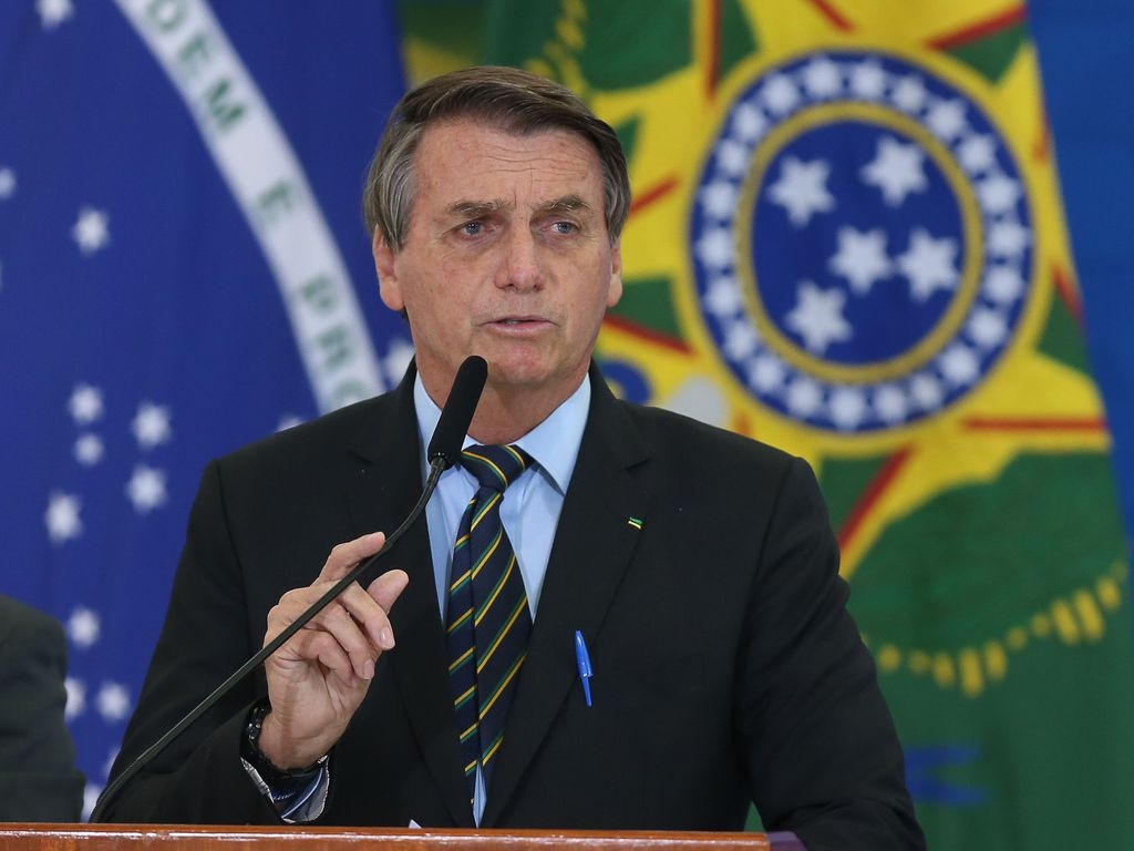 Jair Bolsonaro convoca dia de jejum e oração pelo Brasil nesta segunda-feira