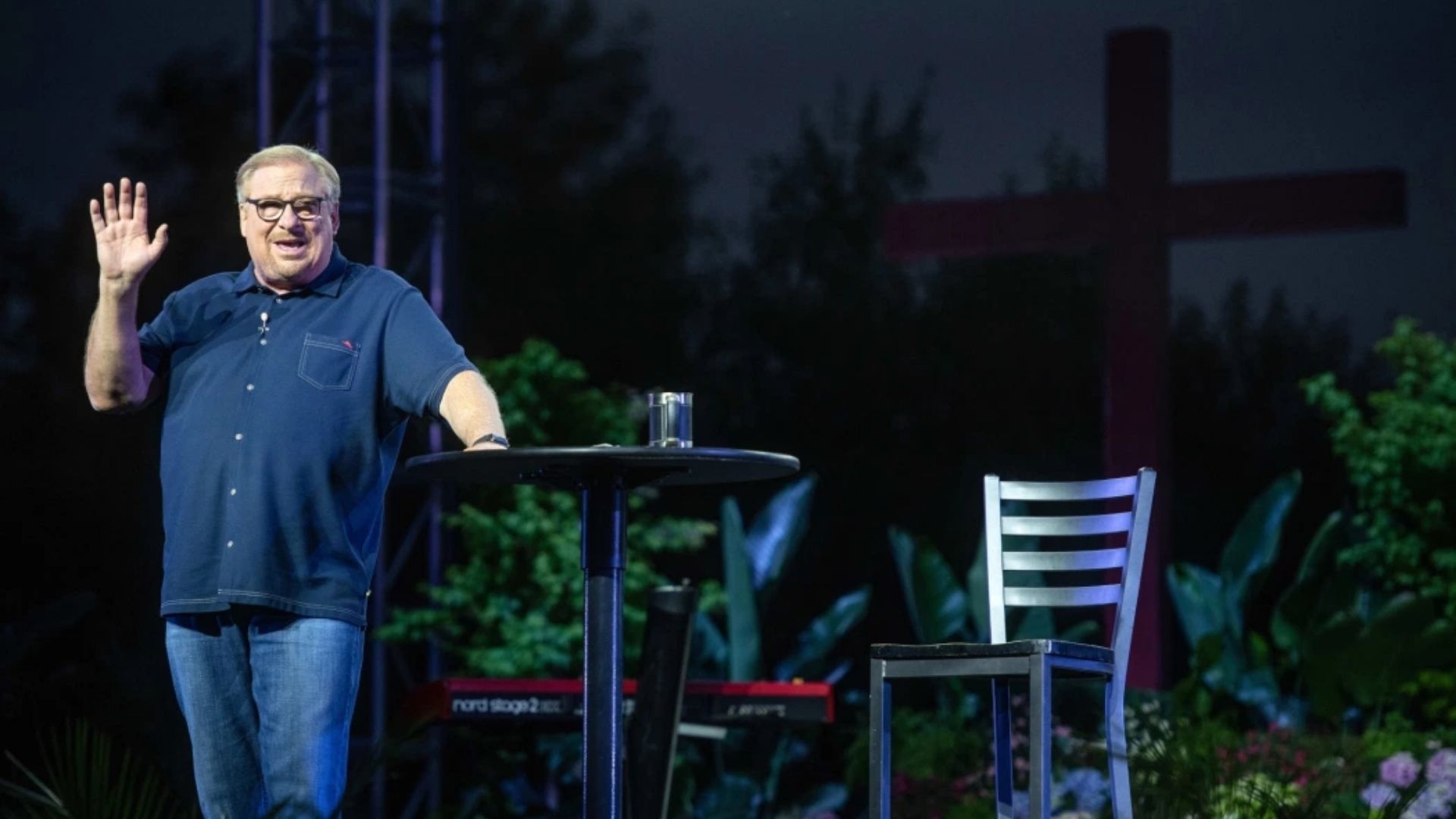 Rick Warren vai deixar a liderança da igreja Saddleback após 42 anos: “Tempo de Deus”