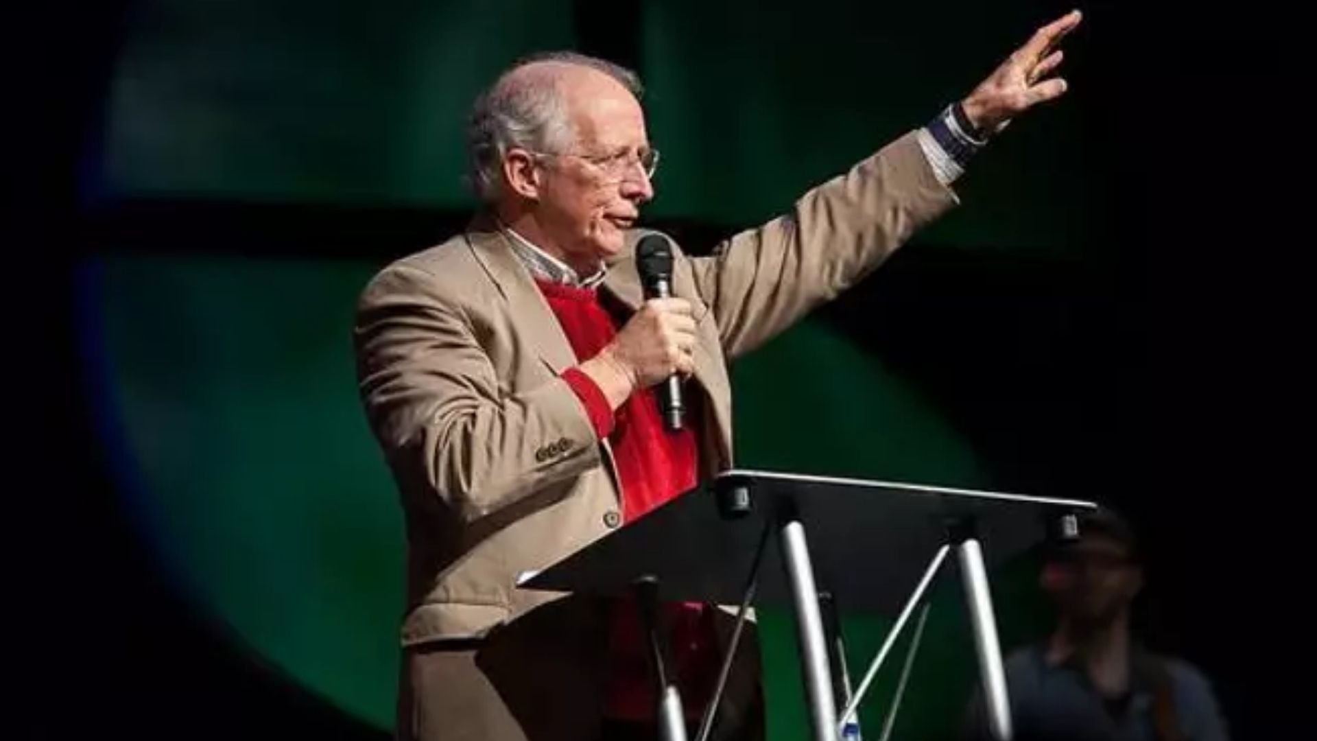 “Todos nós precisamos desesperadamente do Espírito Santo para nos guiar”, diz John Piper
