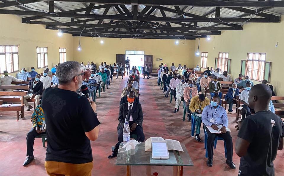 Missionários brasileiros retomam seminários bíblicos na África: “Avançamos em Deus”