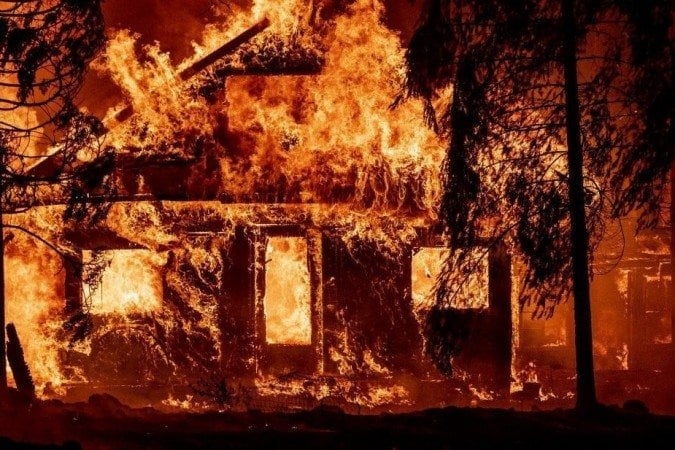 Igreja leva apoio durante incêndio Dixie na Califórnia: “Ser as mãos e os pés de Jesus”