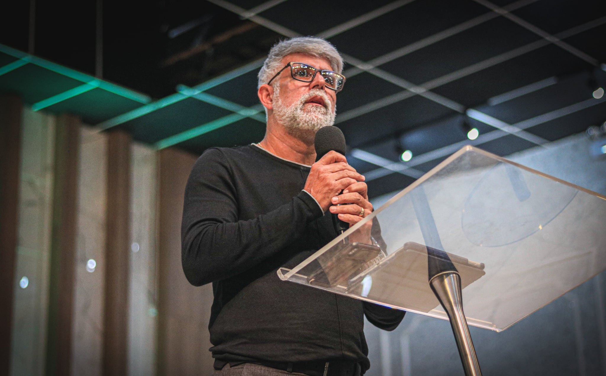 Claudio Duarte sobre risco à liberdade no Brasil: “Logo não poderemos falar na igreja”
