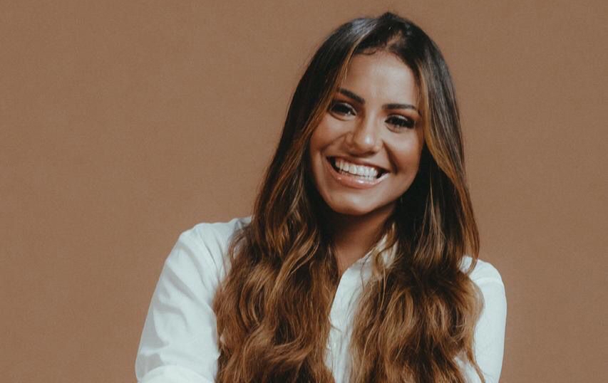 Gabriela Rocha ultrapassa 1 bilhão com EP CÉU nas plataformas digitais
