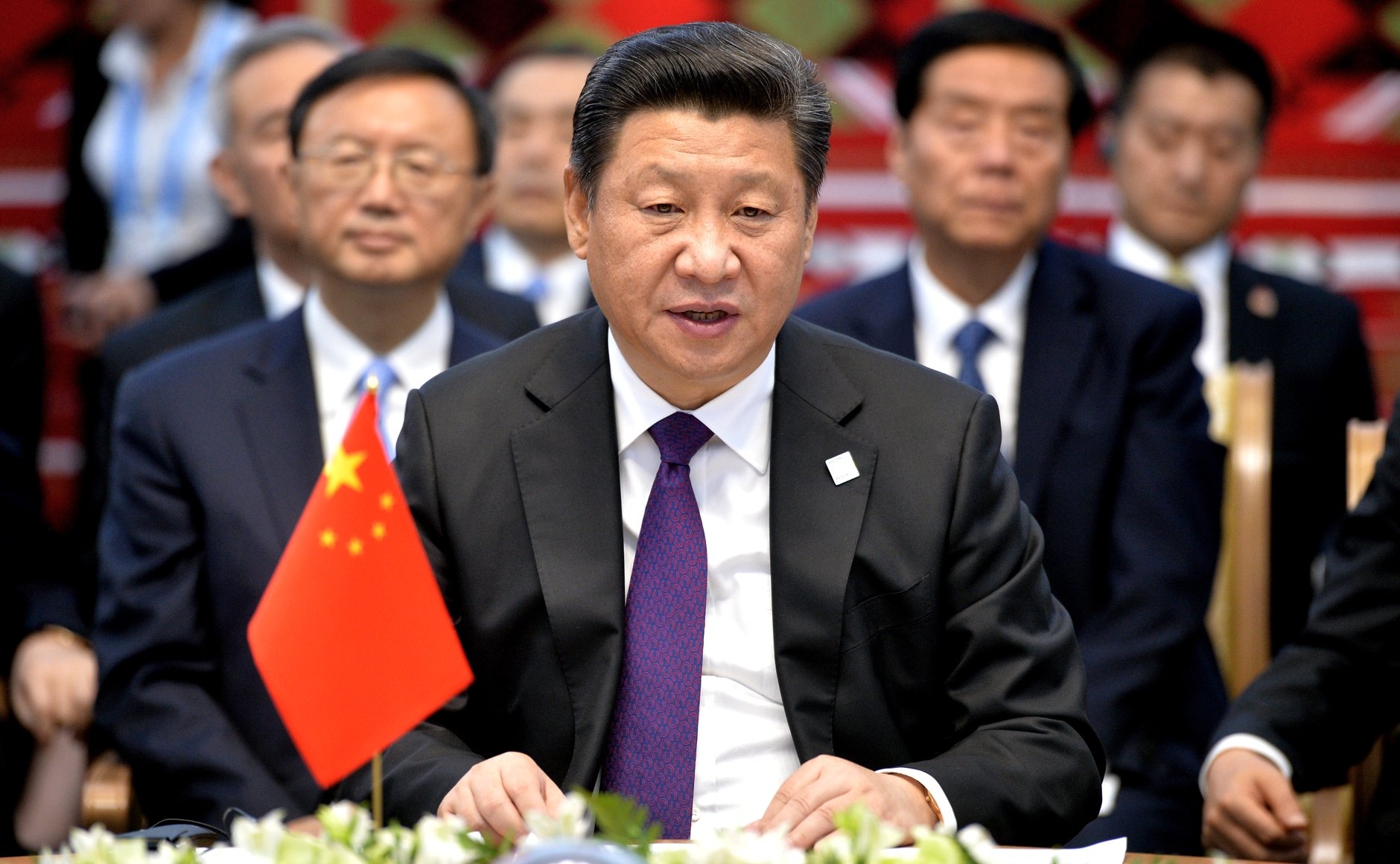 Ditador da China Xi Jinping diz que religiões no país devem se adaptar ao socialismo