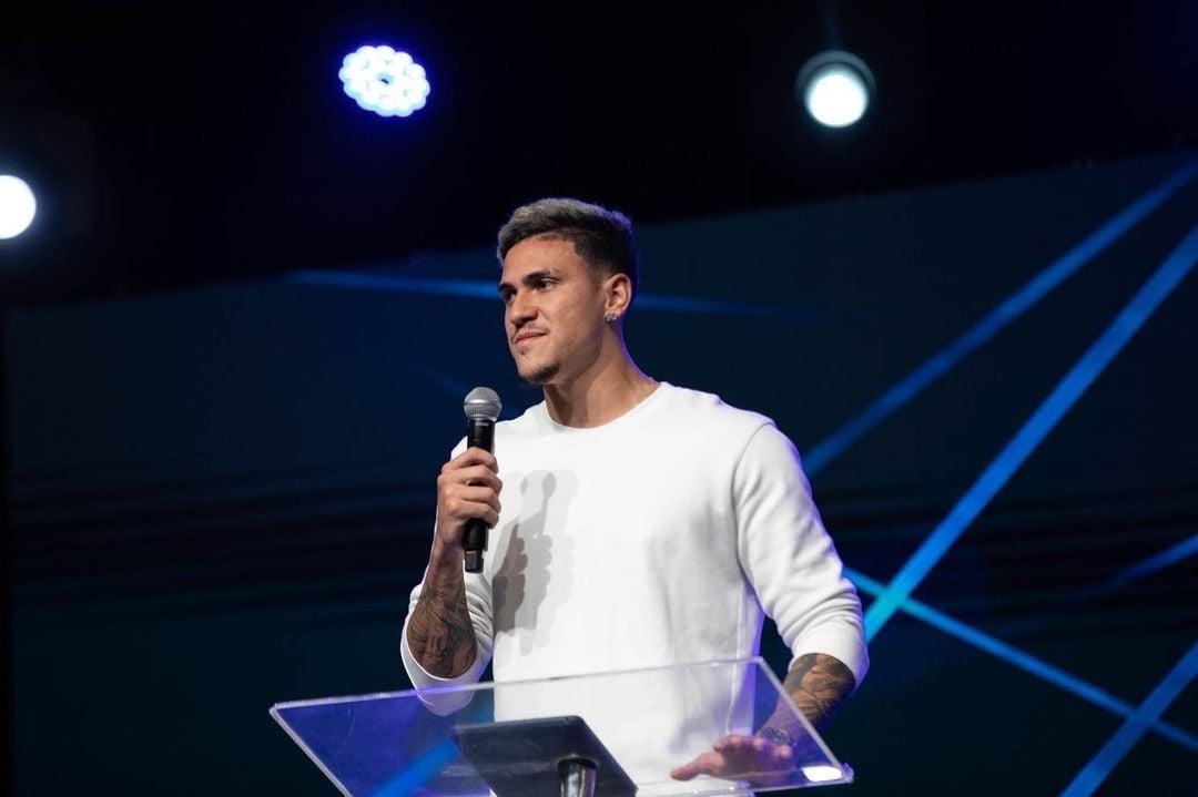 “Não consigo mais viver sem a presença de Deus”, testemunha Pedro Guilherme, do Flamengo