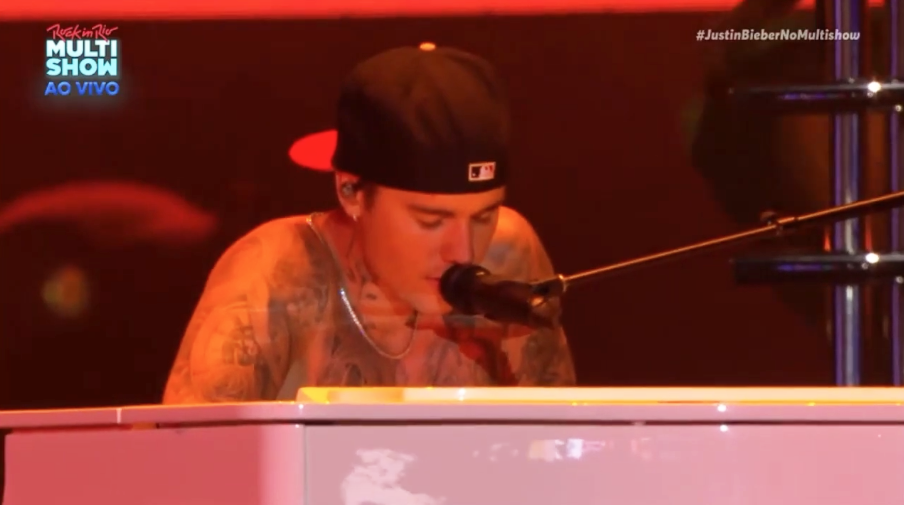 Justin Bieber faz oração no Rock in Rio: “Deus, eu oro pelo Brasil”