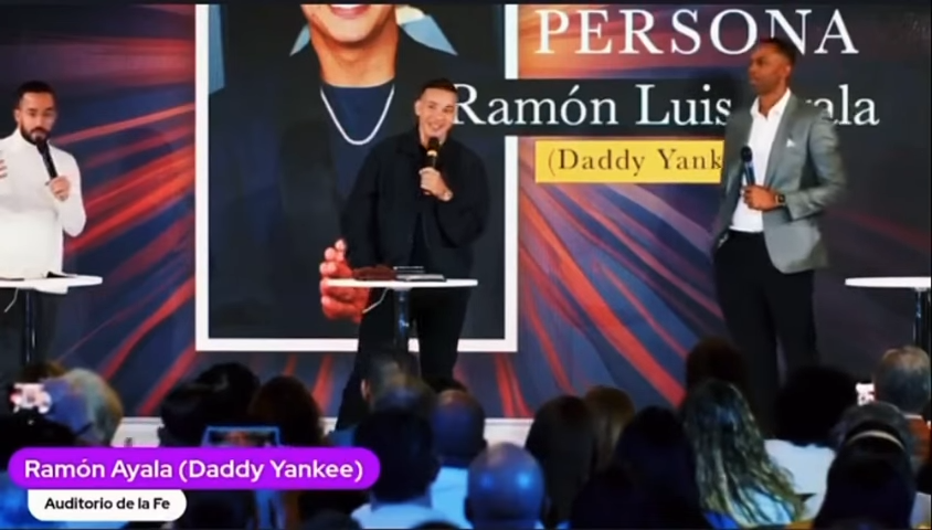 Daddy Yankee testemunha em igreja nos EUA: ‘Coloque sua fé na rocha que é Jesus’
