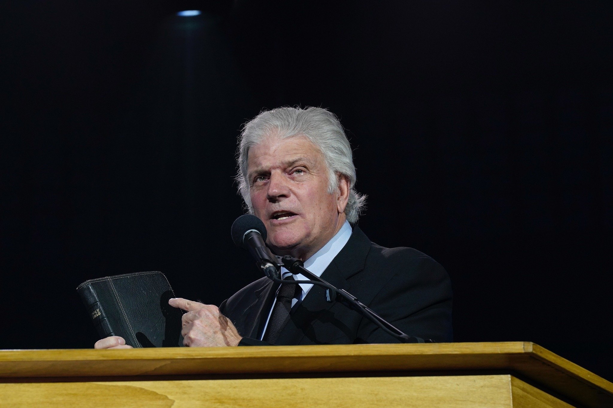 “Não há dúvida que há um espírito anticristo no mundo hoje”, alerta Franklin Graham