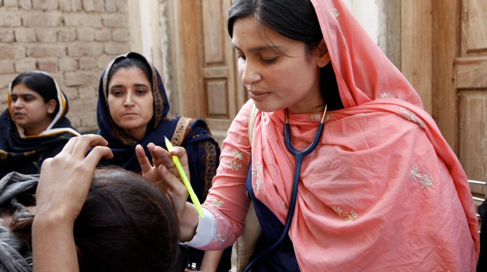 Cristã relata fé de mulheres perseguidas no Paquistão: “São embaixadoras de Cristo”