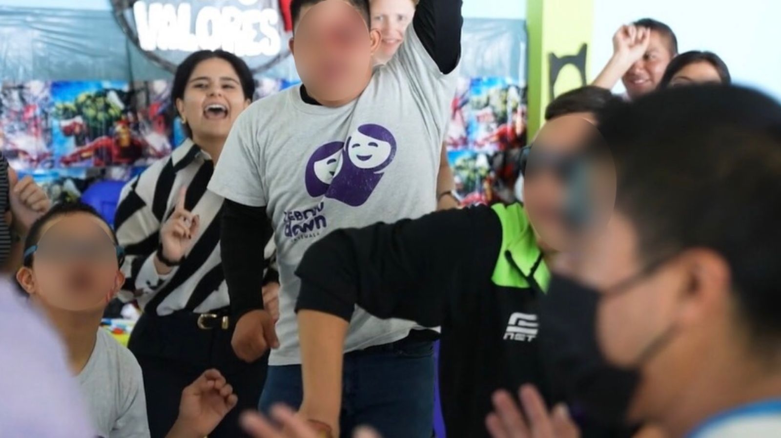 Mãe abre escola e ajuda a evangelizar crianças com síndrome de Down na Guatemala