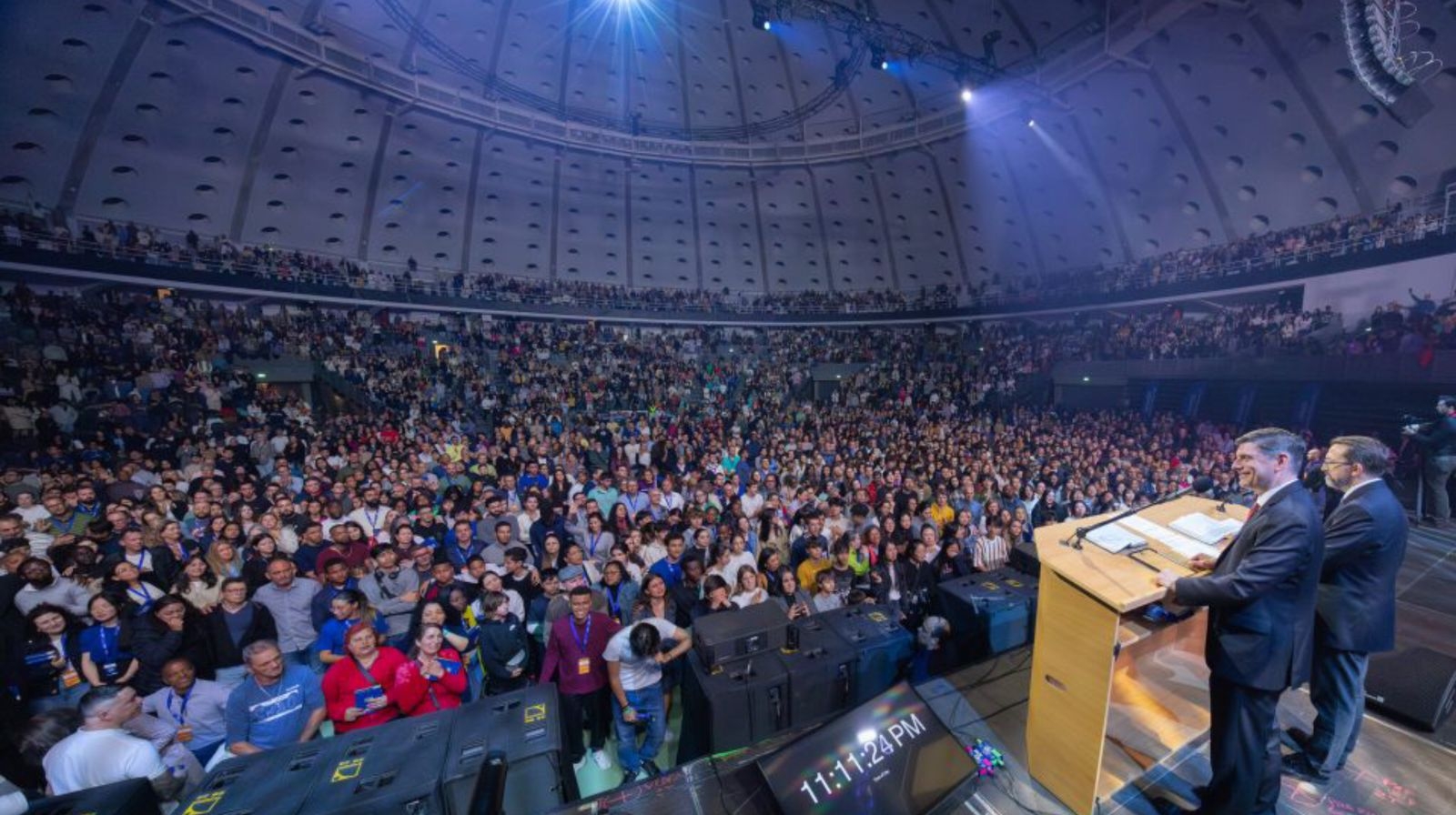 Neto de Billy Graham leva mais de 480 pessoas a Jesus em Portugal