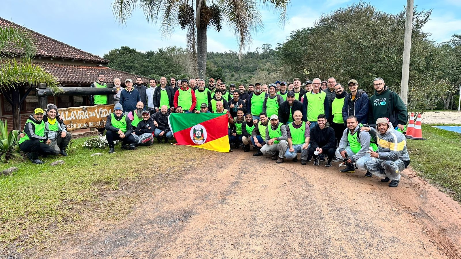 Mais de 40 pastores de SP viajam em missão de ajuda às vítimas no Rio Grande do Sul