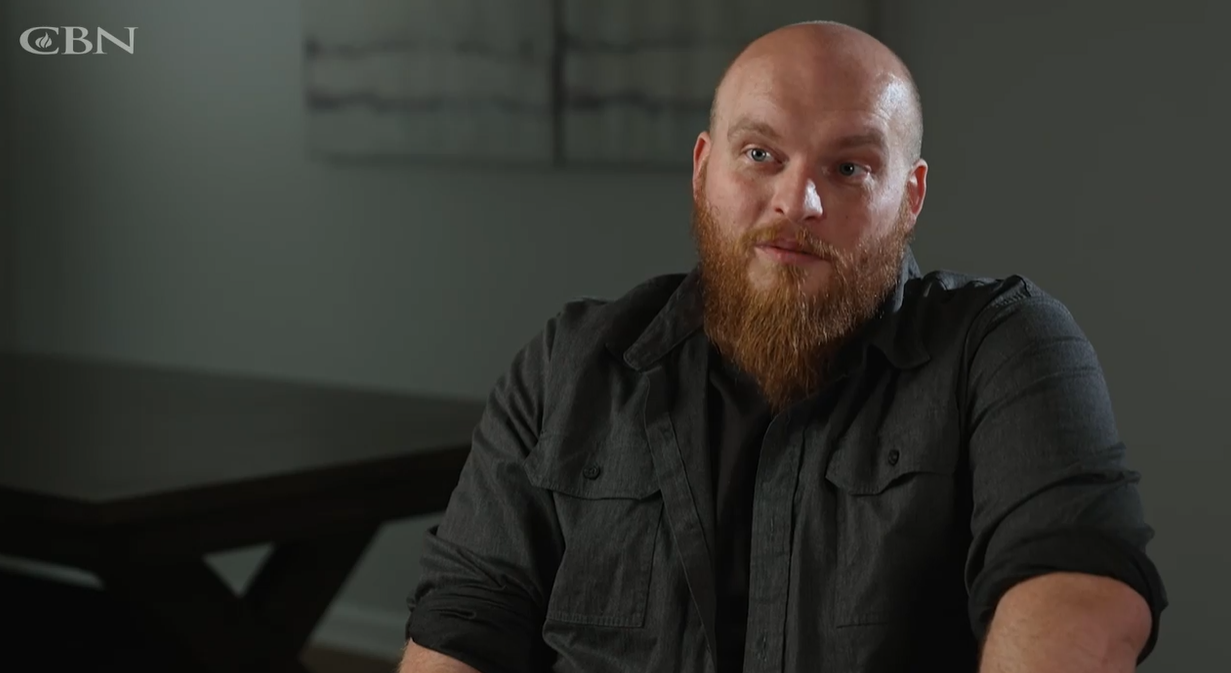 Ateu aceita Jesus após ter visão do inferno: “Deus me tirou de lá”