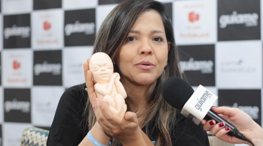 “Assistolia fetal tortura o bebê até a morte”, diz vereadora Priscila Costa