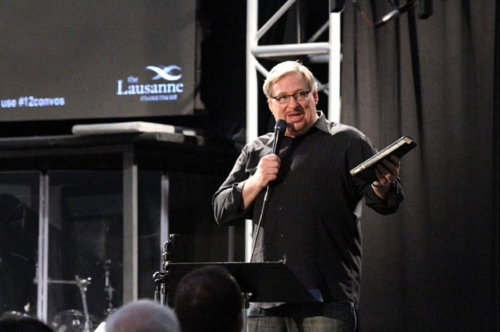 “Parte de completar o ‘ide’ é reevangelizar a Igreja”, diz Rick Warren em Lausanne