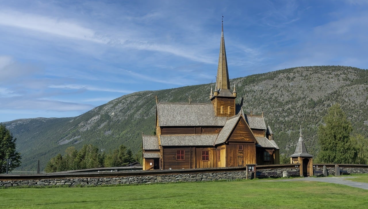 Cristãos se reúnem na Noruega para defender posição bíblica sobre casamento e gênero 