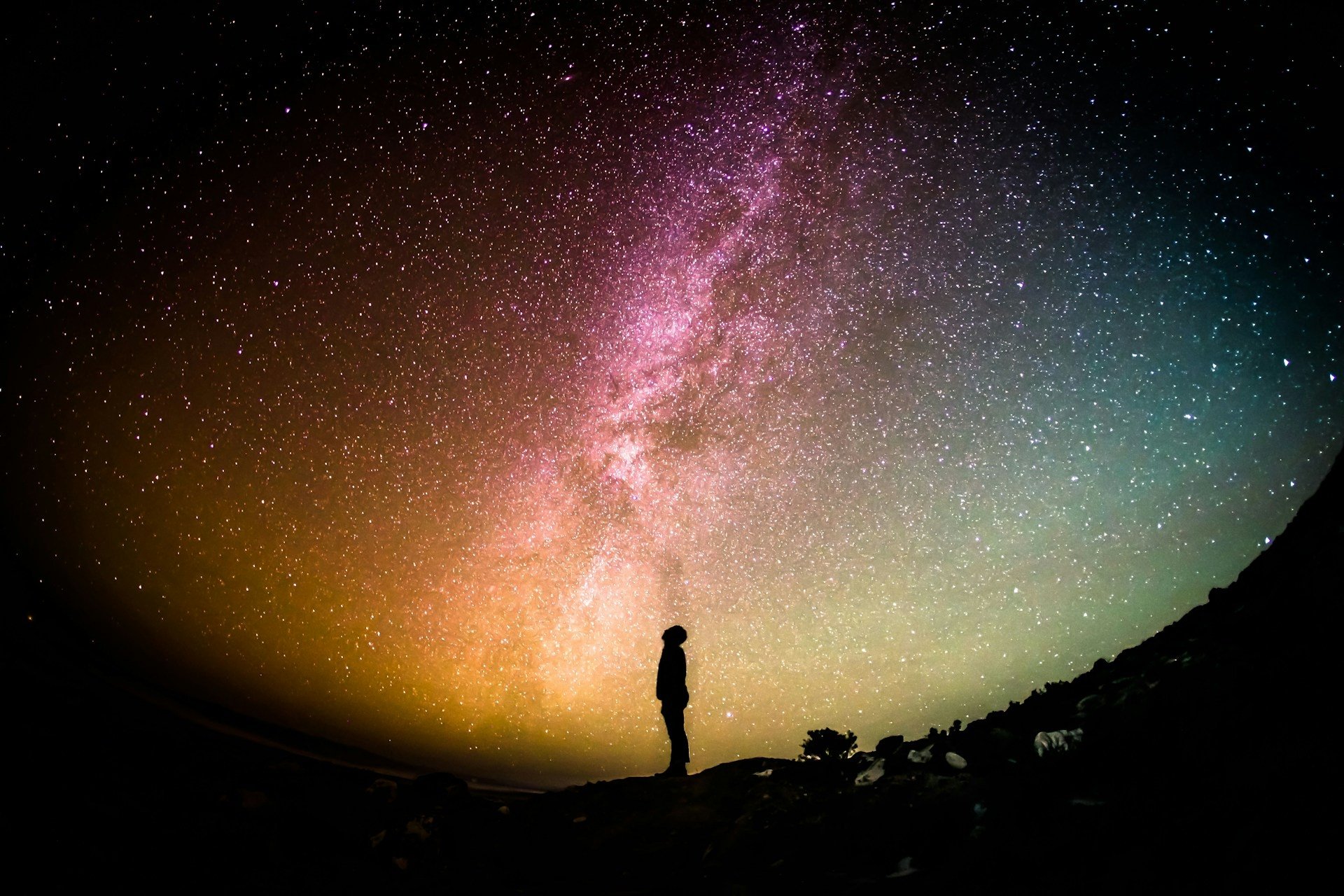 Mais de um quarto dos cristãos nos EUA acredita em astrologia, diz estudo”