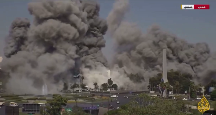 Israel bombardeia Damasco em resposta aos ataques sírios contra a comunidade drusa