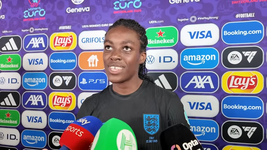 Atleta cristã demonstra sua fé em vitória na Euro Feminina 2025: "Toda glória a Deus"