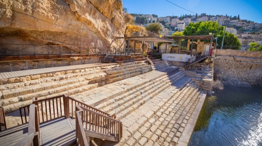 Arqueólogos exploram Tanque de Siloé, onde Jesus curou cego em Jerusalém
