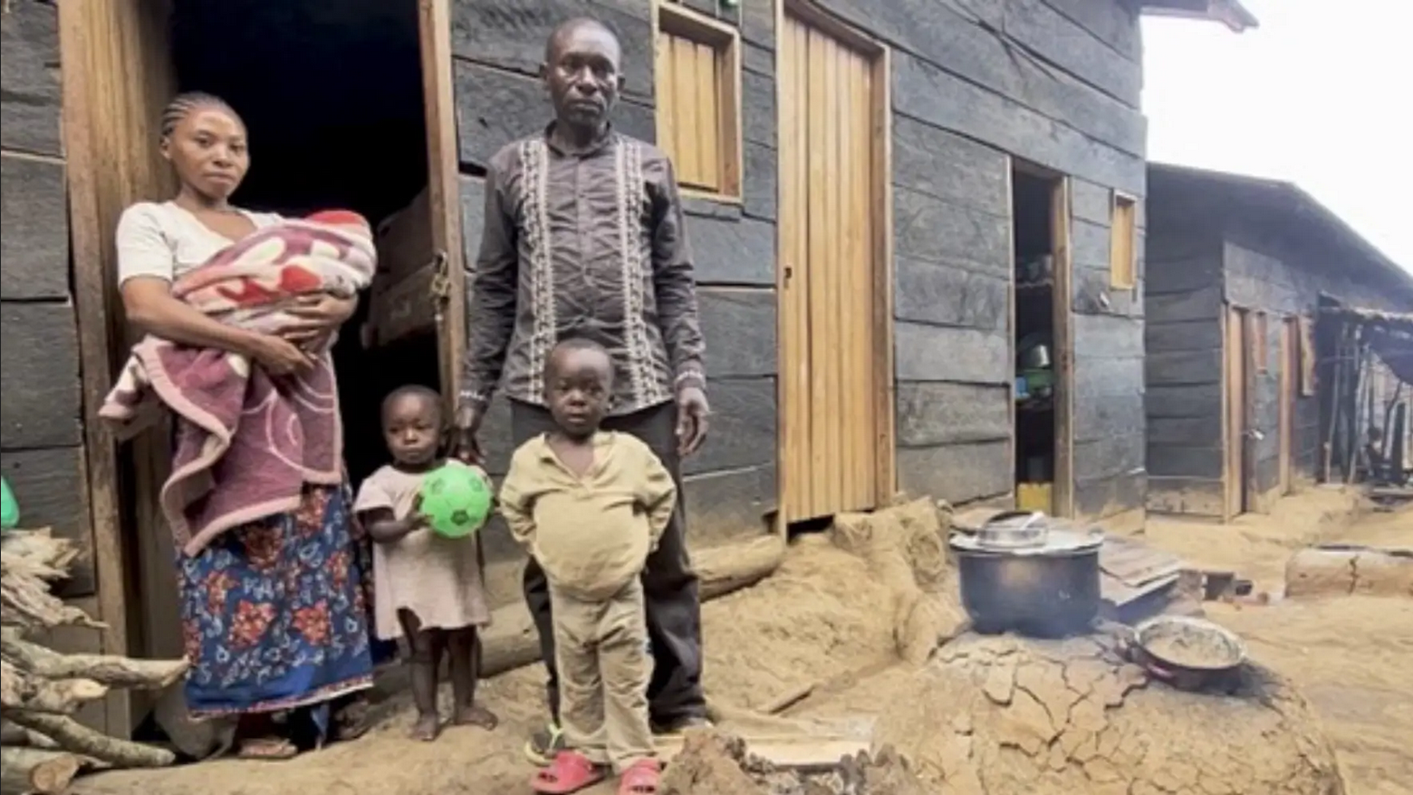 Mães que amamentavam foram degoladas pelo Estado Islâmico em hospital cristão